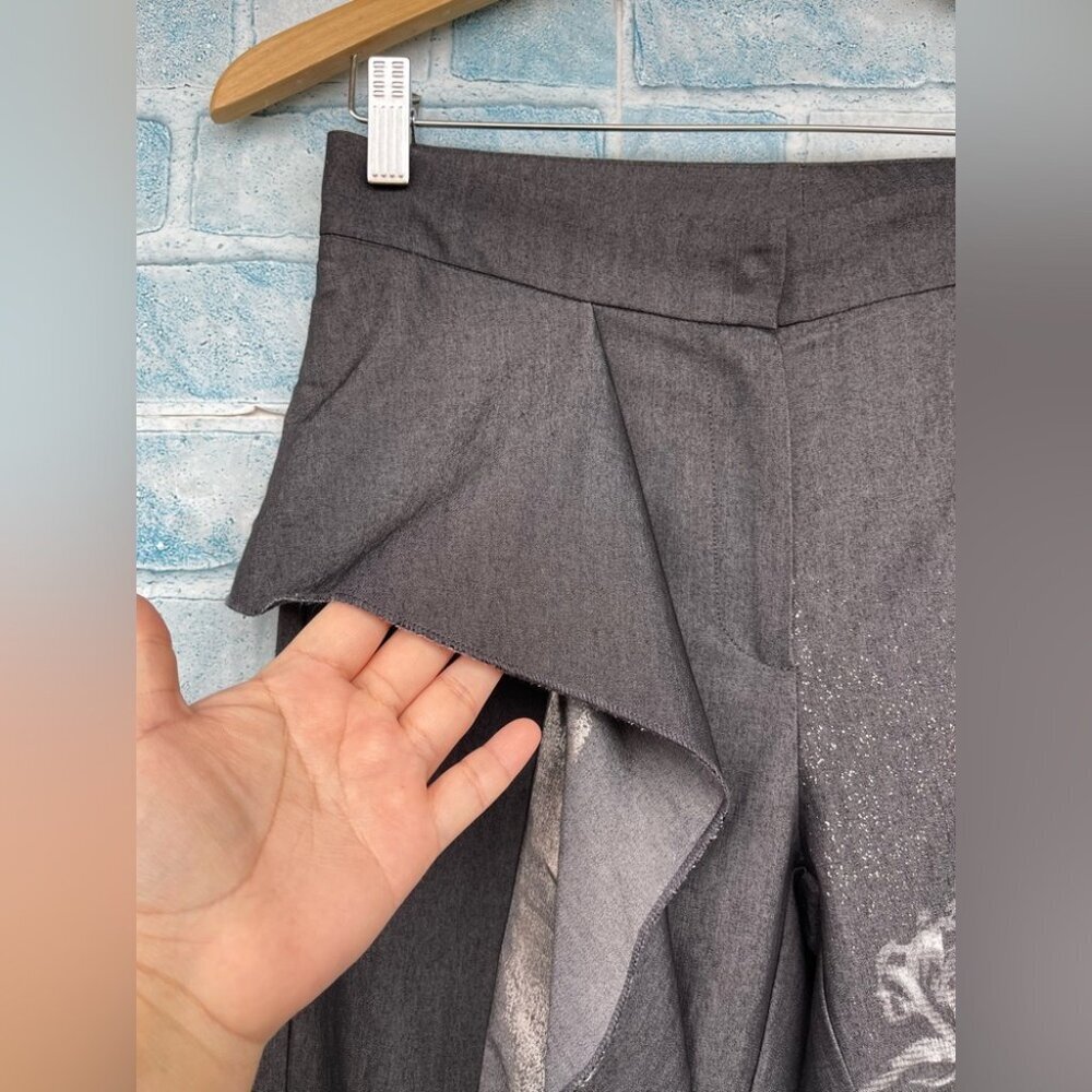 Save the Queen Overlap Pants size small NWT - image 3